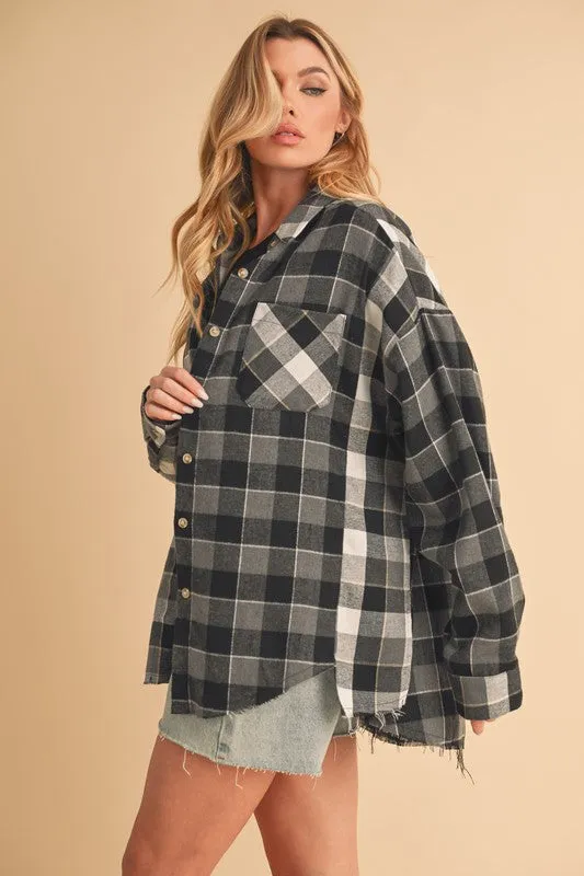 Black/White Frayed Hem Plaid Button Up Flannel Shirt