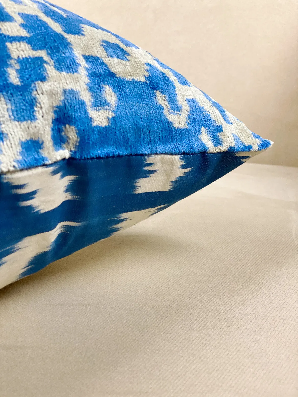 Classic Sky Lattice Square Pillow Cover