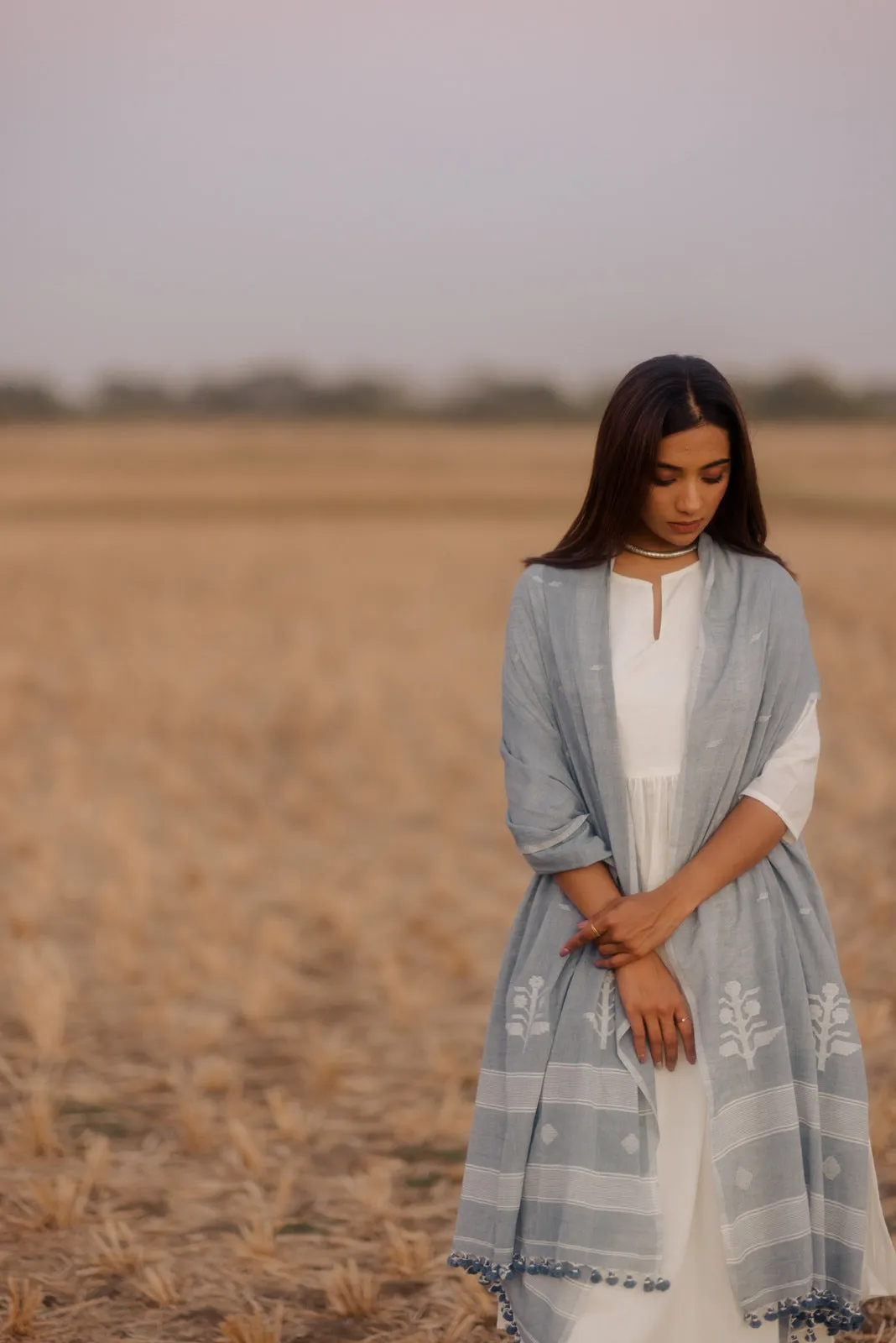 Crisp white kurta set with Ash grey jaamdani Dupatta