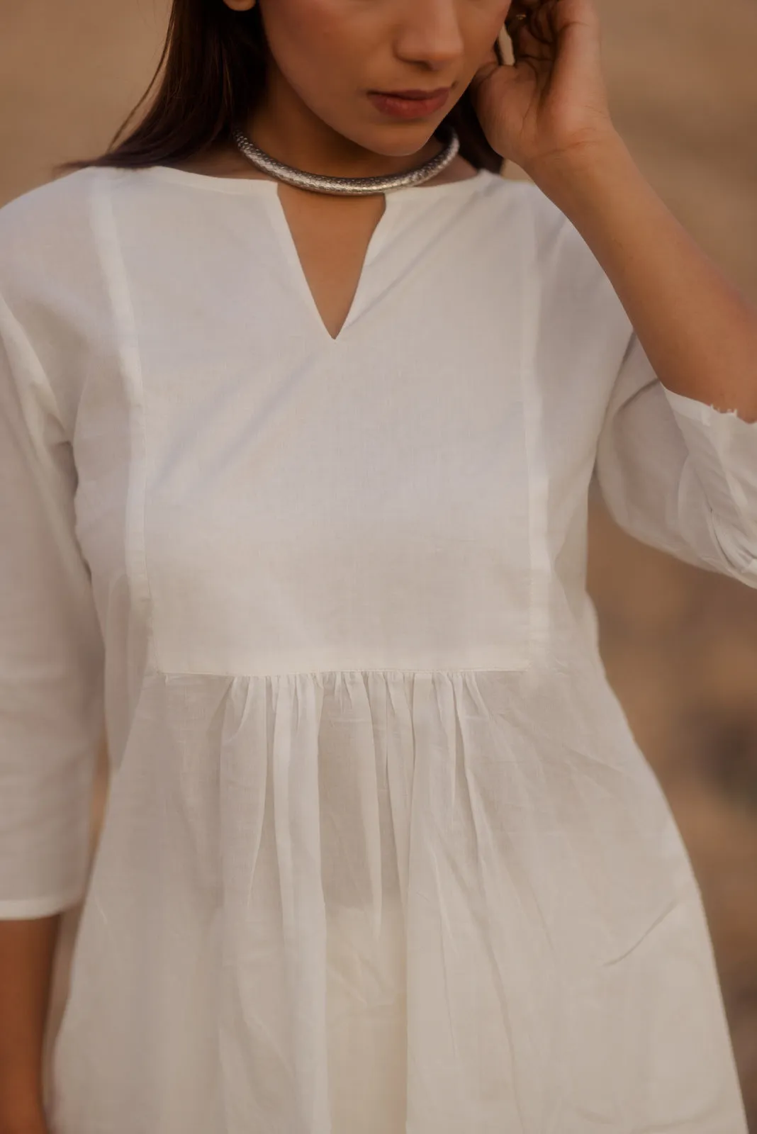 Crisp white kurta set with Ash grey jaamdani Dupatta