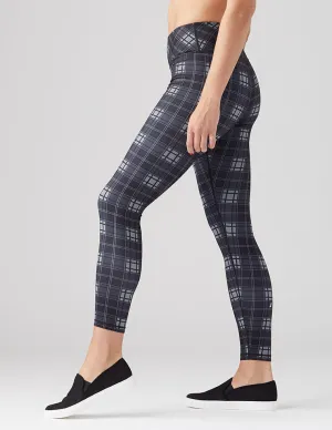 Elongate Legging Print: Black Plaid