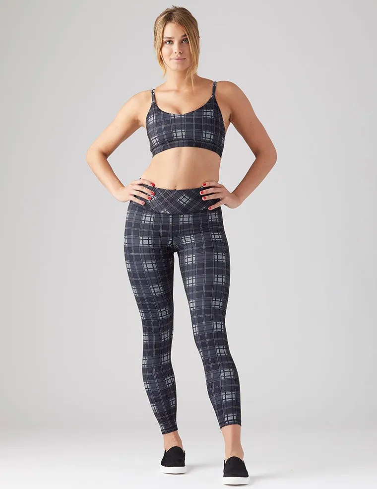 Elongate Legging Print: Black Plaid