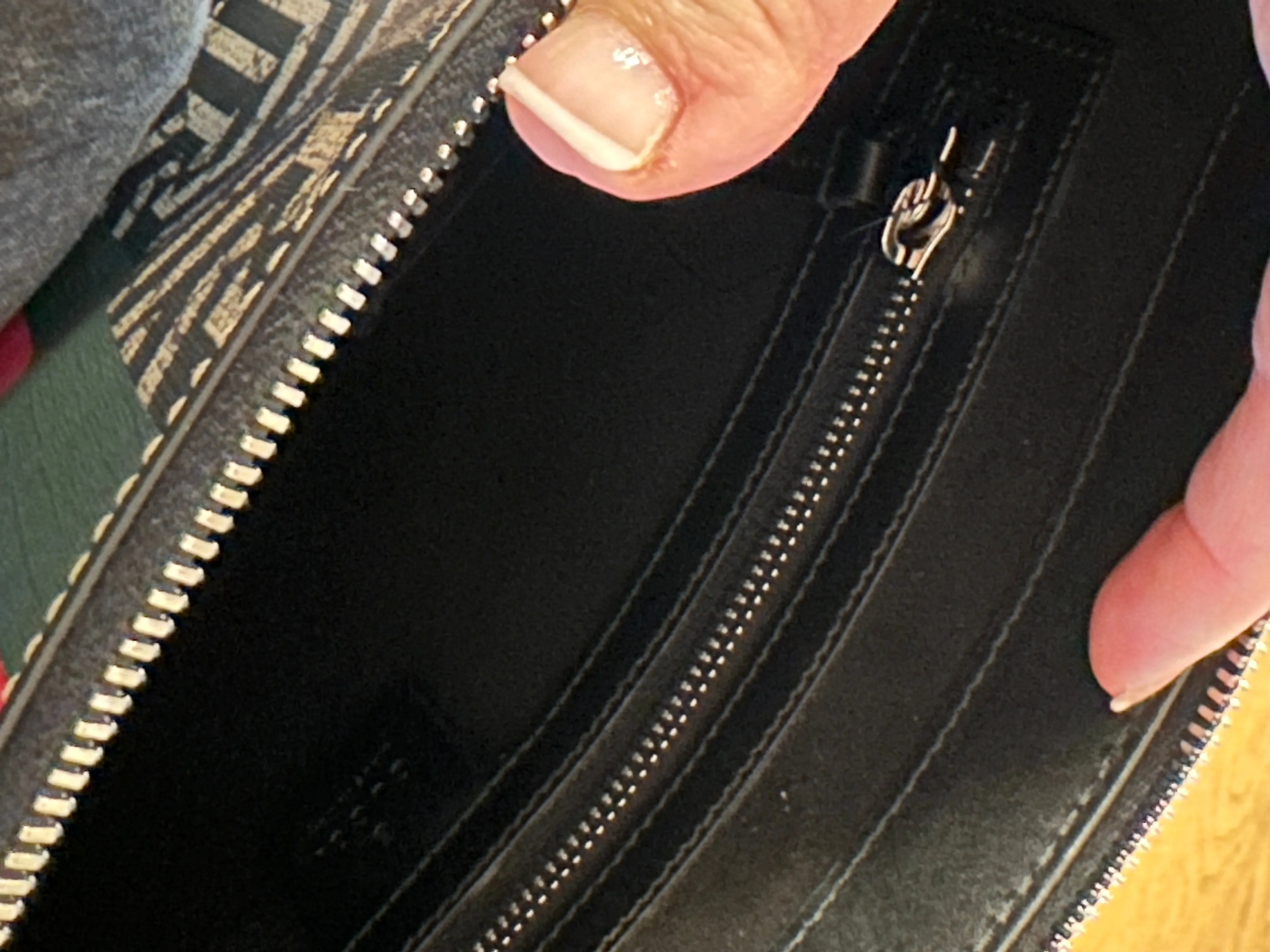 Gucci GG Supreme Caleido Web Bag