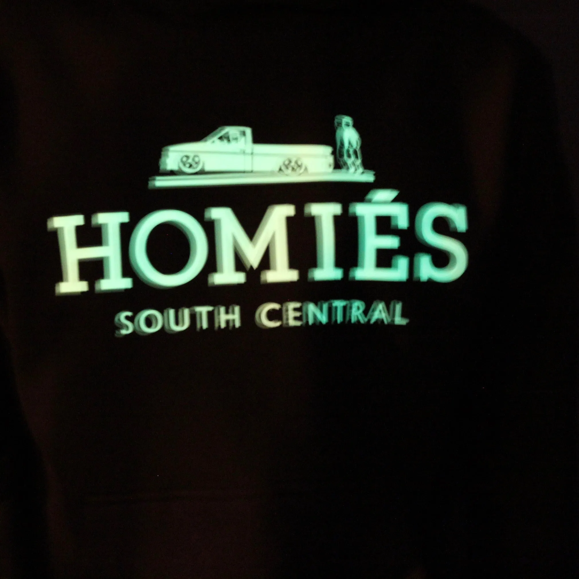 HOMIÉS GLOW-IN-THE-DARK MUSCLE TEE