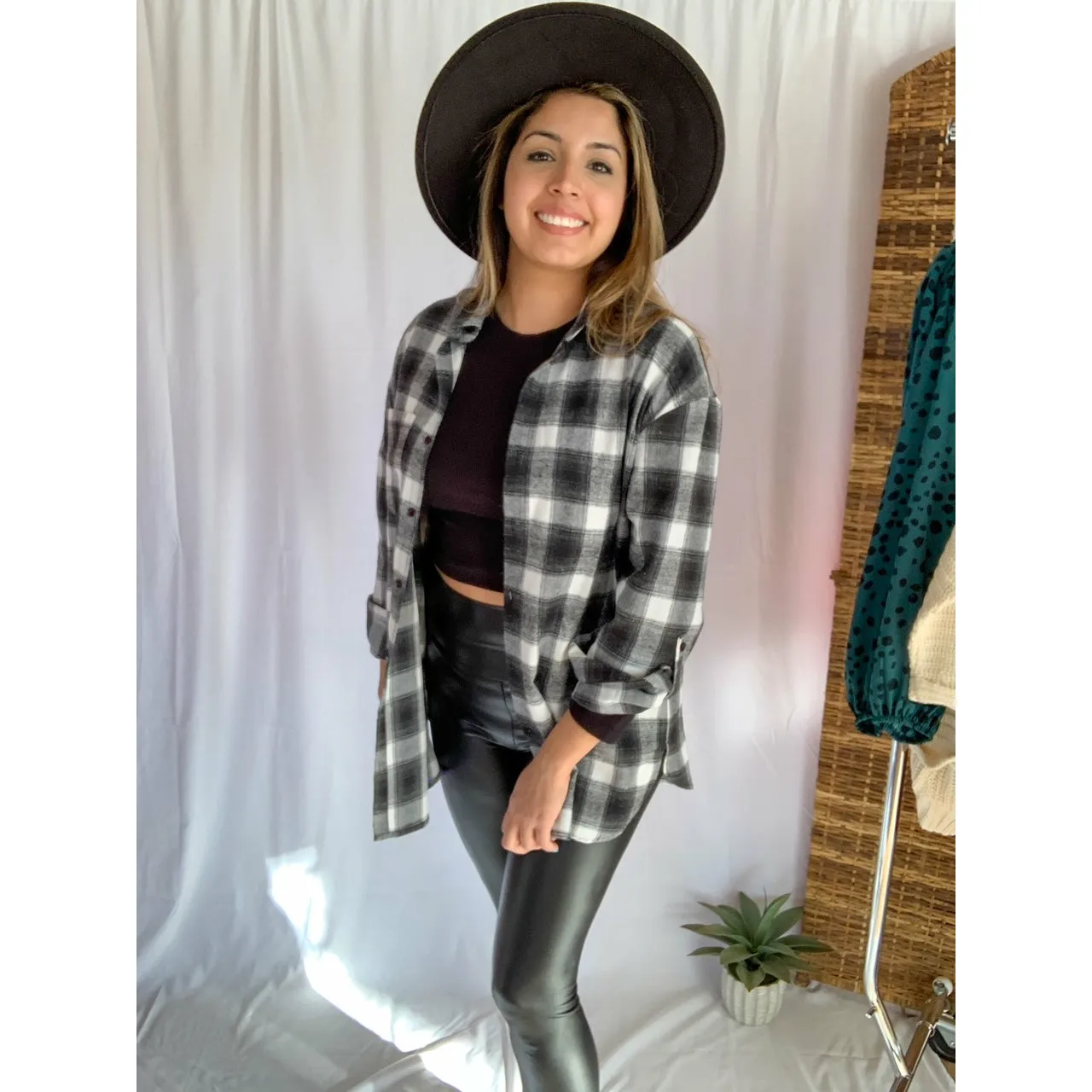 It's That Good Plaid Collared Button Down Shirt - Black/White