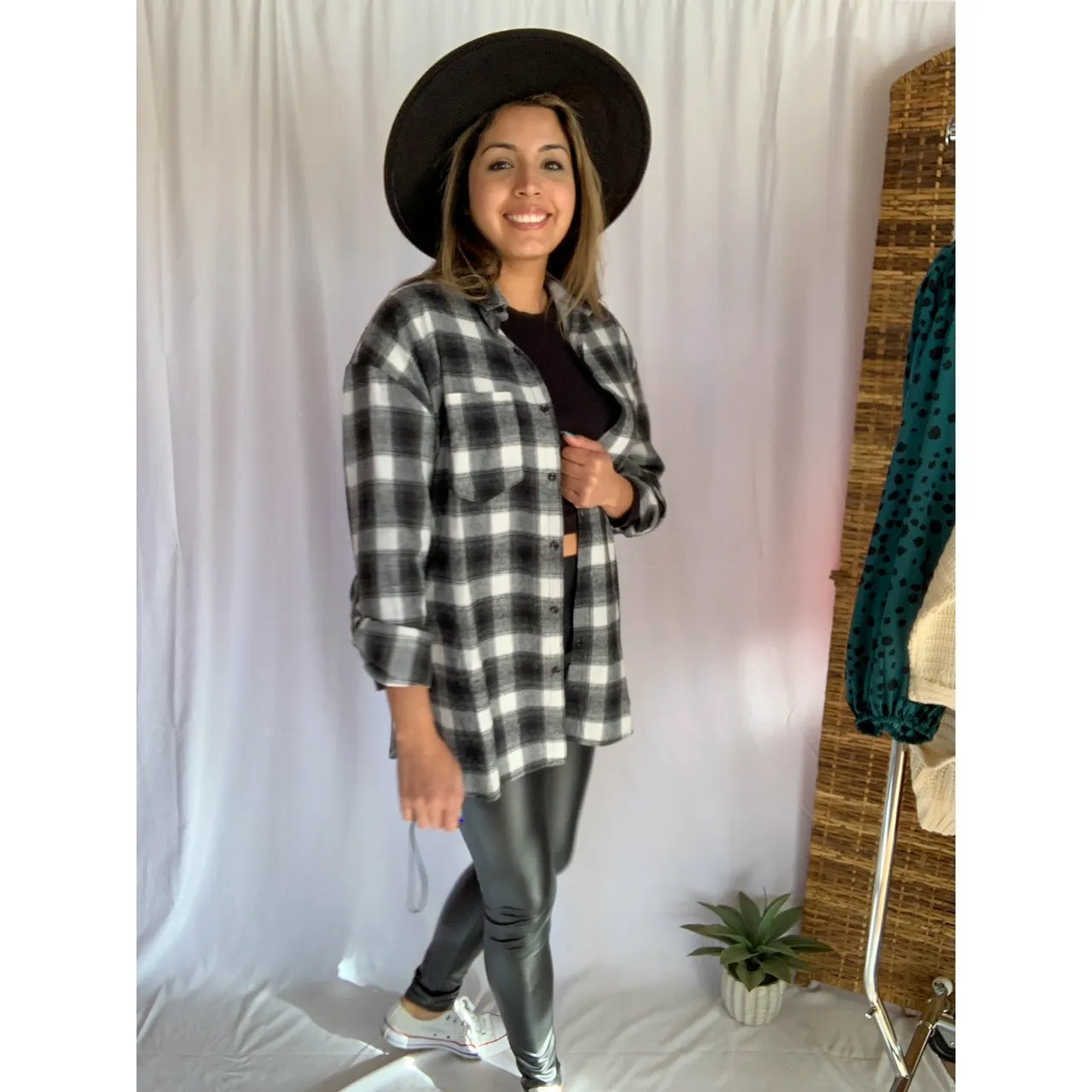 It's That Good Plaid Collared Button Down Shirt - Black/White