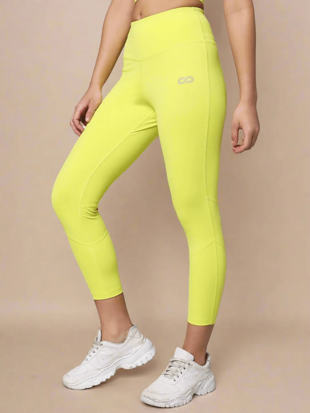 Lime Ultimate Sports Bra & Ath Perform 7/8 High Waist Leggings