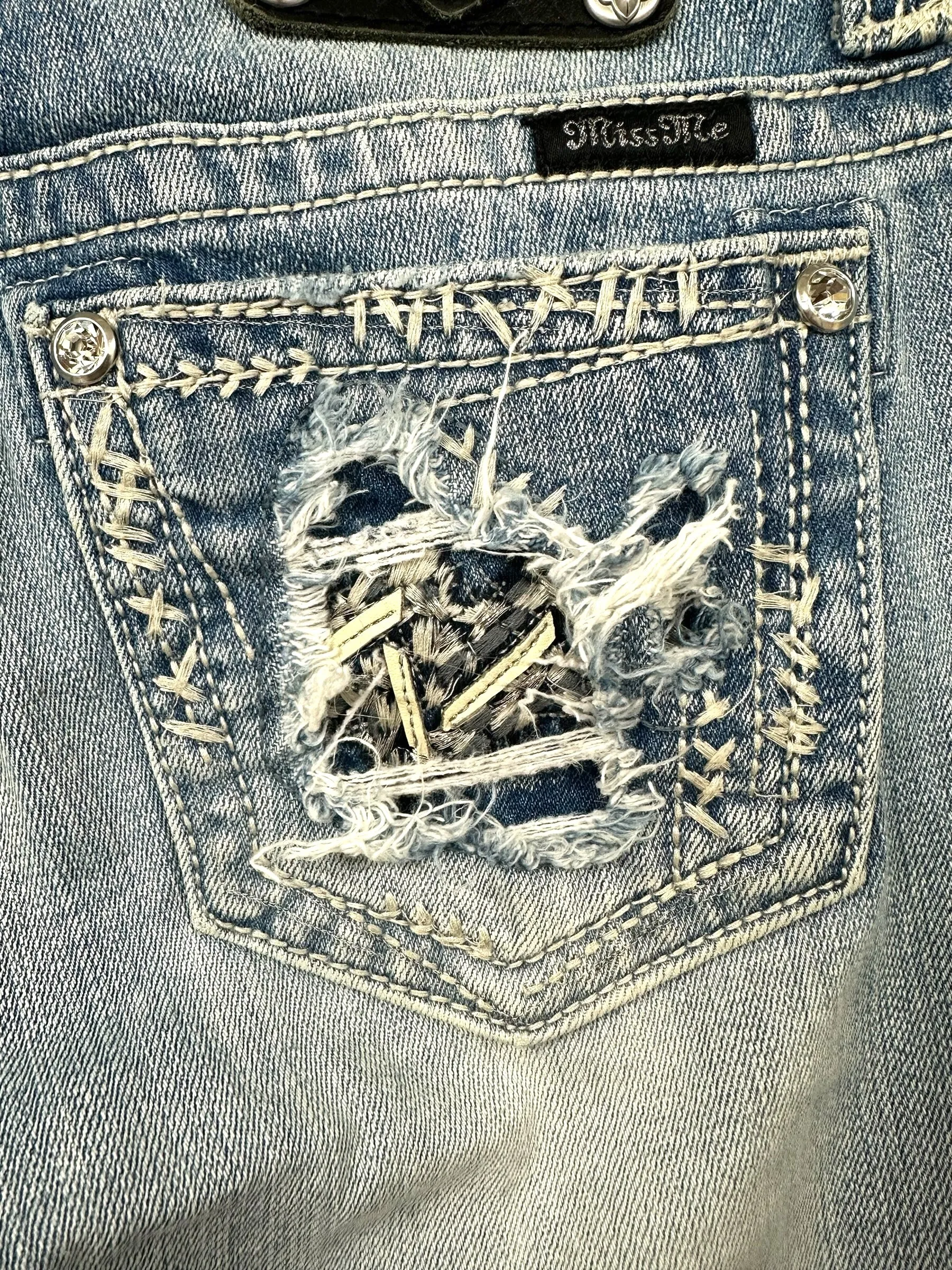 Miss Me Light Wash Jeans