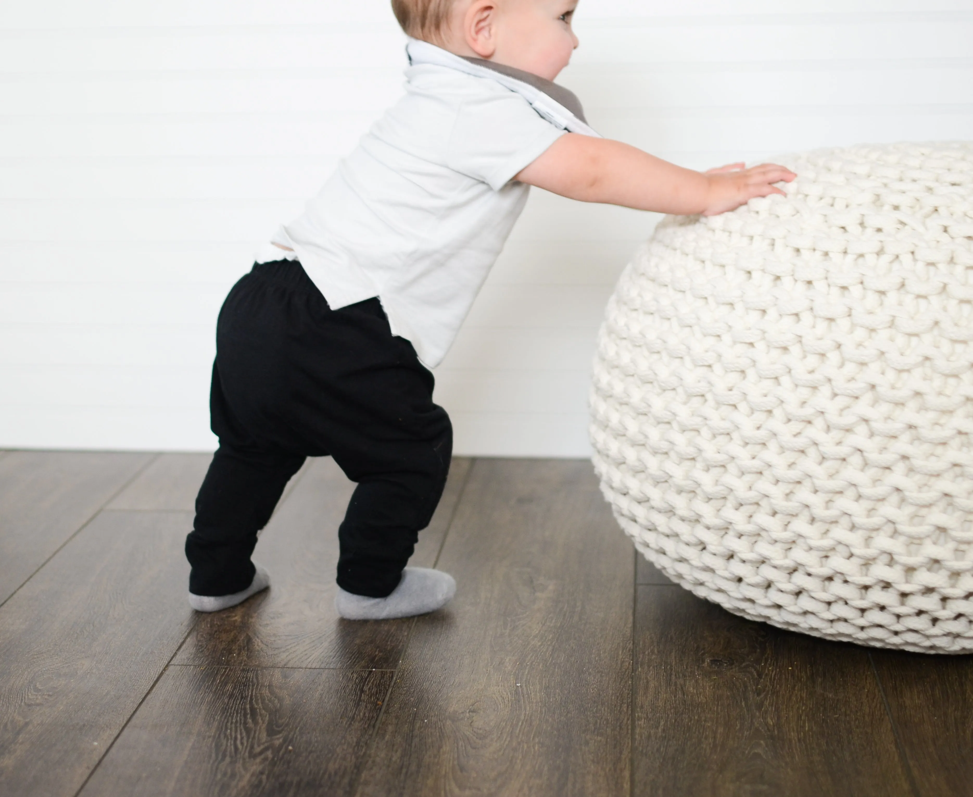 Modern Movers Joggers – Black (Size 9 to 12 Months)