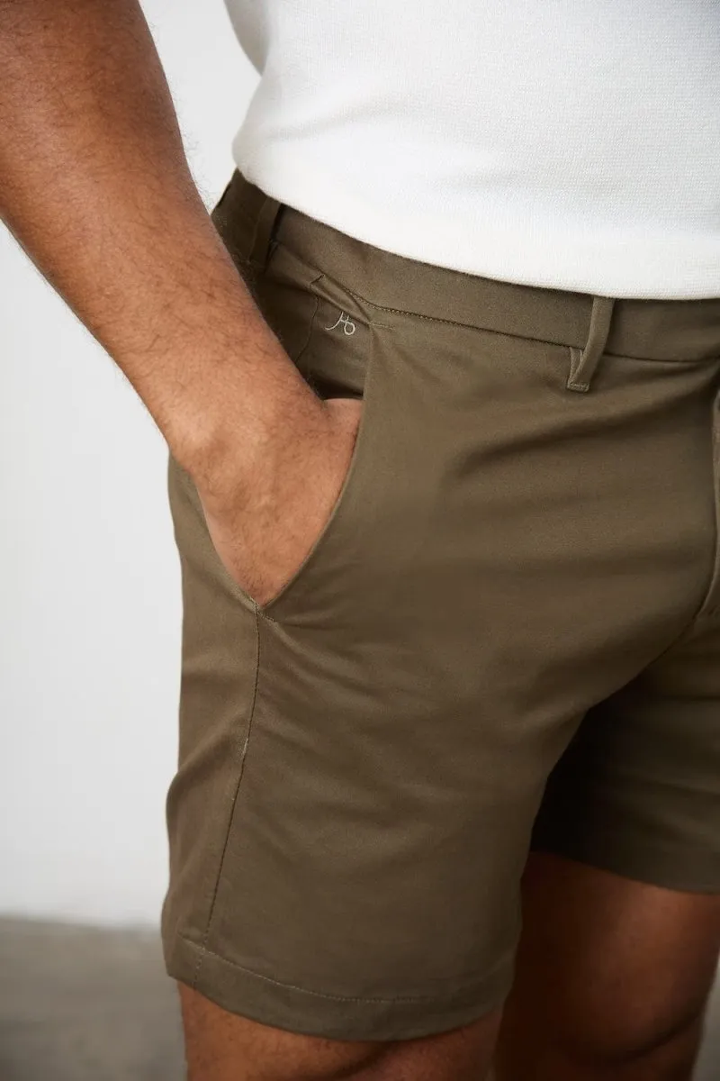 Muscle Fit Chino Shorts - Shorter Length in Khaki