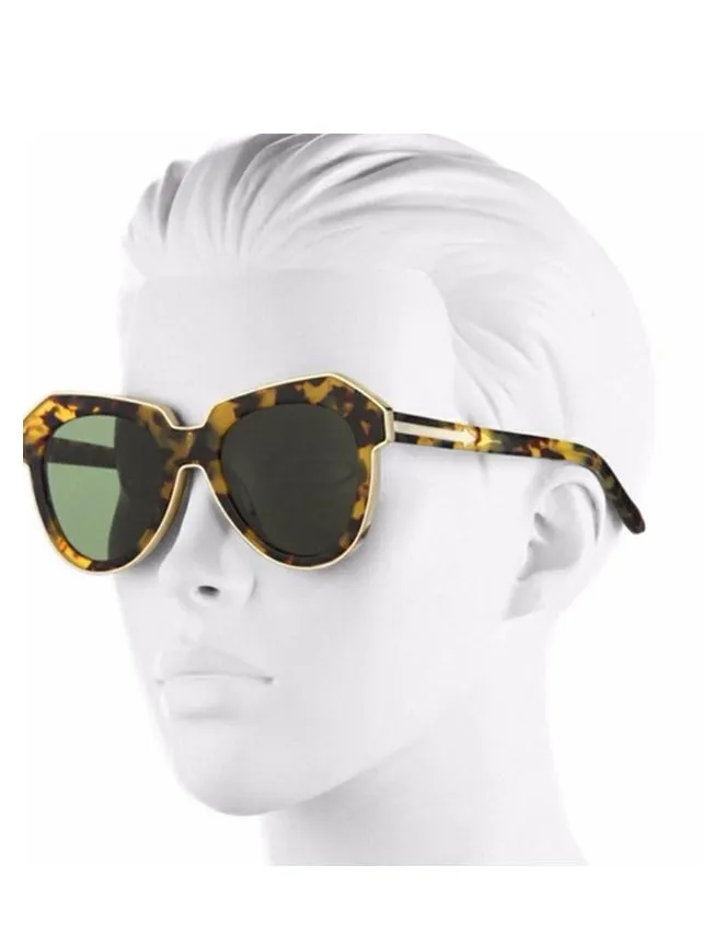 One Astronaut in Tortoise