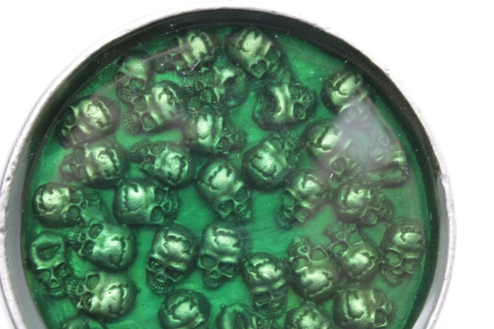 Silver Metal Round Belt Buckle Skeleton Skulls Gothic Green Brown Men Halloween Punk Accessories