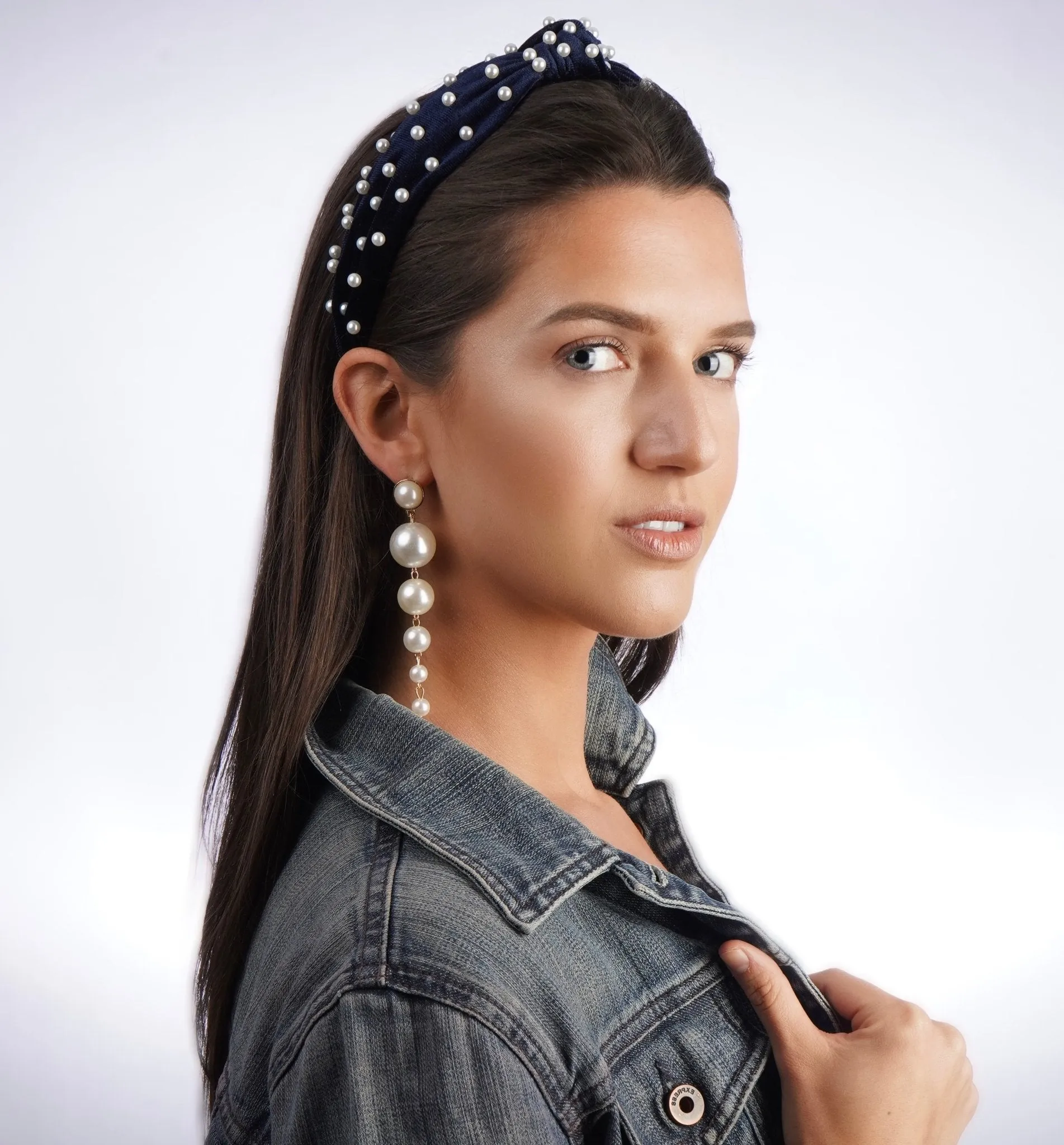 Velvet Knotted Headband Embellished With Pearls (Navy Blue)