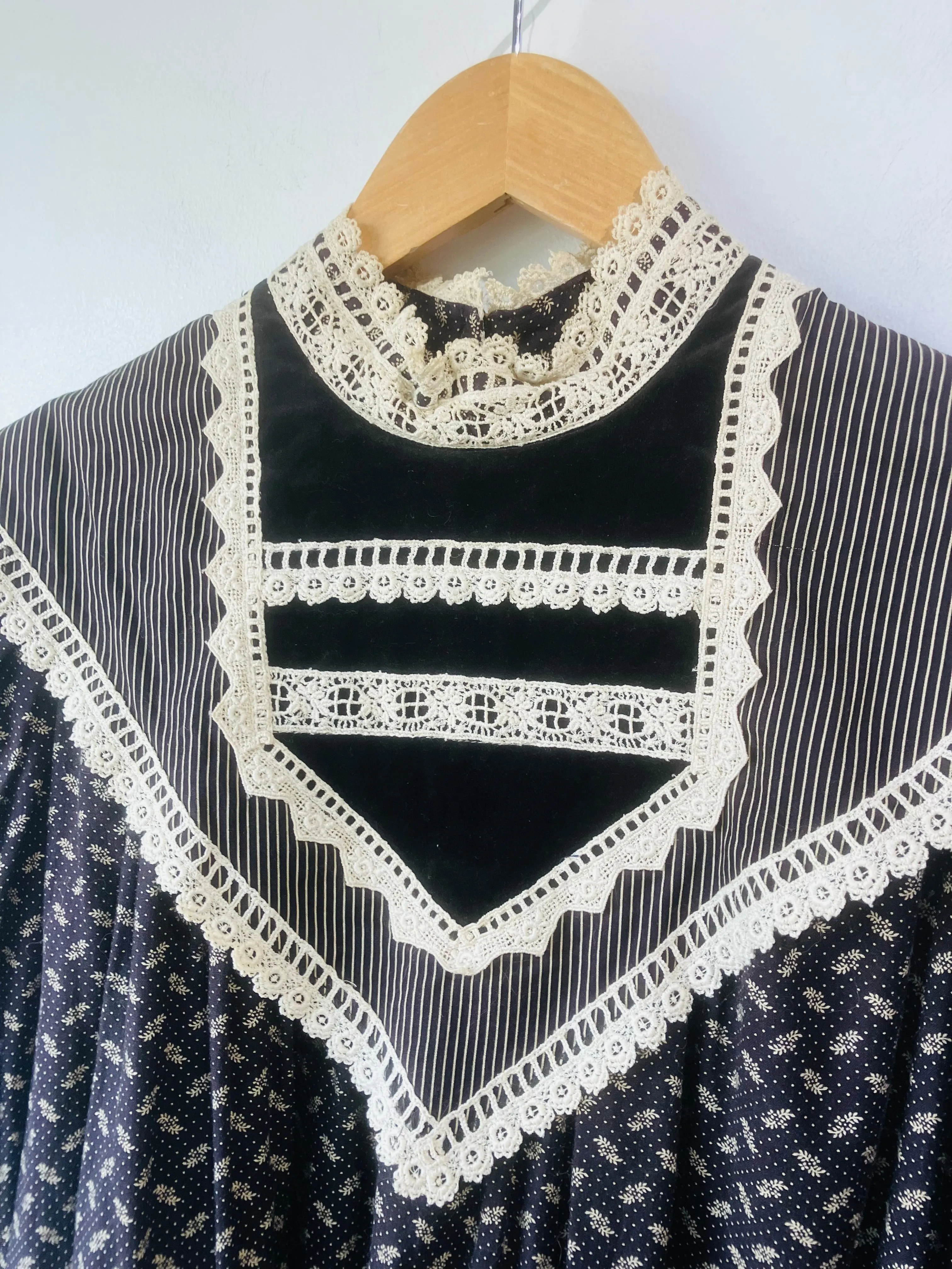 Vintage Gunne Sax Navy Black Calico Dress